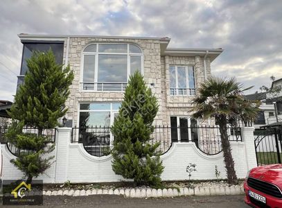 Müstakil Deniz Manzaralı 3+1 Dubleks Karasu Çiğdem Emlak