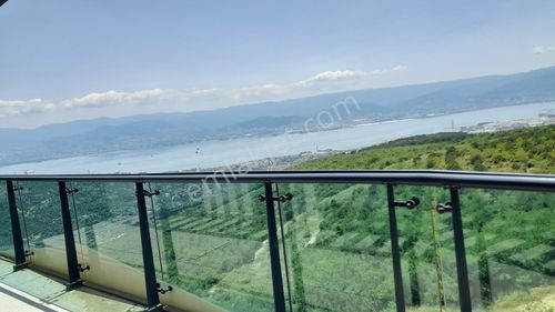 Yıldızlar Site Etkileyici Panoromik Deniz Manzaralı Lüks Dubleks