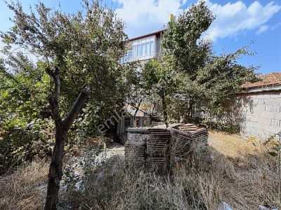 Tamamı Satılık 3 Katlı Doğalgazlı Müstakil Bina İzopol'den