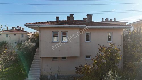 İzmir Menderes Yenibulgurcada Tek Tapu Doğalgazlı 510 M2 Arsa 2 Katlı Bahçeli Ev