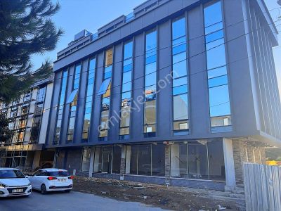 Çekmeköy Mithatpaşa Cadde Üzeri Yüksek Potansiyelli Ticaridükkan