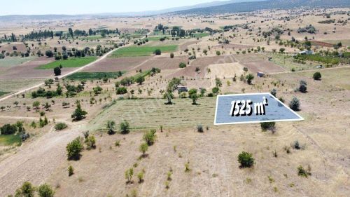 Konya / Akören / Tülce'de 1.525 M² Bahçelik Müstakil Tarla