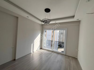 Çok Uygun Fiyata 1 + 1 - Asansörlü Havuzlu Sıfır Daire