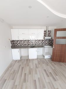 Birlik Gayrimenkul Den Gültepe Çukurova Fırın Arkası 1+1 Ankastreli Geniş Oturumlu İskanlı Kiralık