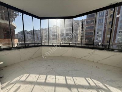 Yağmur Emlak'tan Tekkeköy'de Satılık Ultra Lüks 3+1 Sıfır Daire