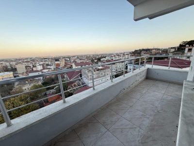 Yağmur Emlak'tan Tekkeköy Merkezde Harika Manzaralı Kiralık 3+