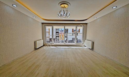 Bulvar'dan Karakaya'da Cadde Yakını Geniş Masrafsız 3+1 Daire!!