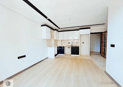 40 Lık Yola Yakın İskanlı Sorunsuz Binada Satılık