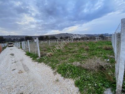 Menderes Tekeli Mahallesi Satılık Şehir Manzaralı Tarla (275 M2)