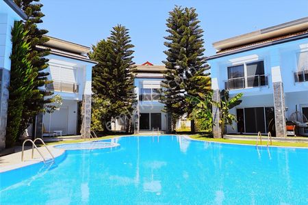Güzeloba Life Good Lara'da Saunalı Müstakil Villa | Tekce