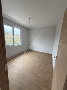 Cumhuriyet Mahallesi 1+1 Fırsat Daire