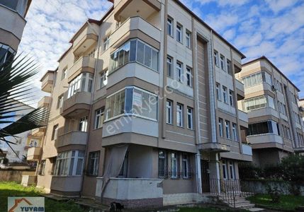 Değirmendere Topçular Mahallesinde 1.nci Kat 3+1 Kiralık Daire