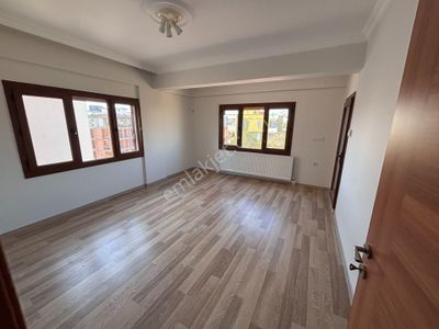 Seferihisar Camikebir’de 3+1 Ferah Daire