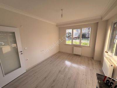 Lidya Emlak'tan Satılık 2+1 Giriş Kat Daire