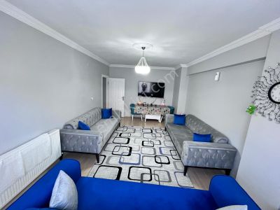 Akyüz Gayrimenkul Den; Ataturk Mah De Iskanlı,kapalı Cam Balkonlu Satılık 2+1 Daire