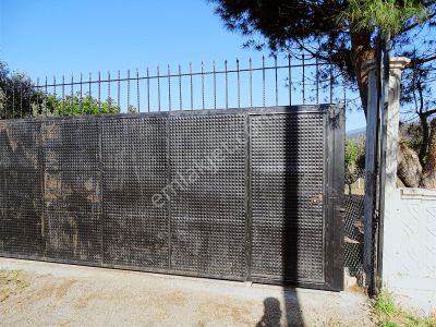 Armutlu Ören Yolu Arasın'da 827mt2 Ana Yola Yakın Satılık Bahçe