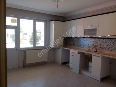 3+1 Çift Cepheli Geniş Balkonlu Arakat 160m2 Ultra Lüks Kiralık