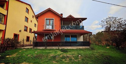 Tarcanlardan İzmit Kuruçeşme Arızlıda Satılık 4+1 Villa