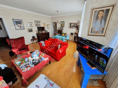 Arel'den İlbank Sitesi Bakımlı Yapılı 6 Kat Güney Batı Cephe 3+1