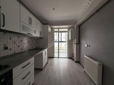 Kalecik Emlak'tan M.sinan Mahallesin'de Asansörlü Sıfır 2+1 Daire