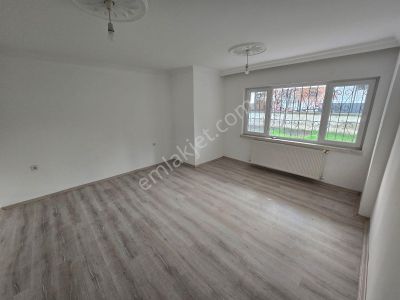 Eryaman Mah Acil Satılık 2+1 Çok Hesaplı Bahçe Katı Daire