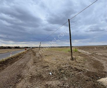 Remax Land Tekirdağ Muratlı Yukarısevindikli Bahçe