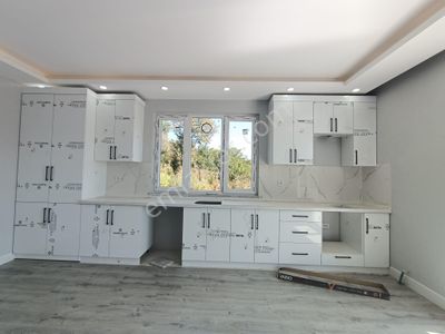 Körfez Sipahiler Mah.de Ebeveyn Banyolu Verandalı Sıfır Müstakil