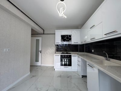 Pursaklar İmir Emlak'tan Asansörlü Lüx 3+1 Sıfır Daire