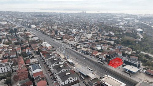 Körfez D100 Karayoluna Cephe Satılık 759m² T1 Ticari İmarlı Arsa