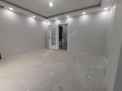 Cadde Üzeri Ebeveyn Banyolu 90m 2+1 Satılık Lüks Daire