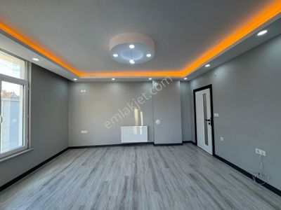 Çerkezköy// Devlet Hastane Yanı Kiralık 3+1 Öncephe Lüks Daire