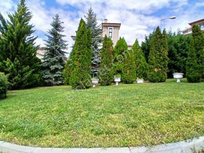 Güvenay - Çorum Binevler Çavdar Sitesinde Satılık 5+1lüks Villa