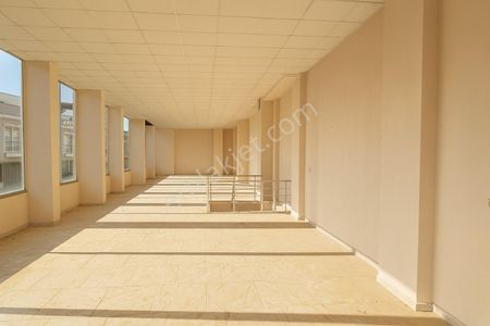 Majestic Manors-isabeylide Fakülte Karşısı Satılık 2katlı Dükkan