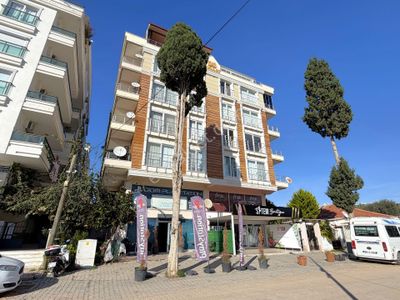 Yeni Mah Merkezi Konumda Ön Cephe Önü Açık 3+1 Ayrı Mutfak Daire