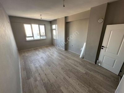 Fevzi Çakmak Mah 3+1 Tramvaya Adım Mesafe Ara Kat Daire