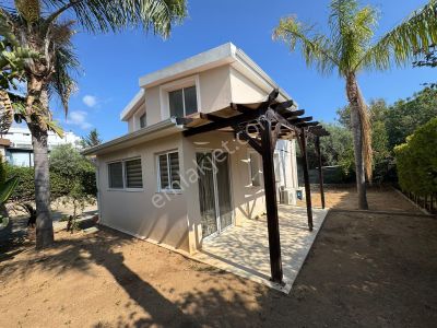 Girne Çatalköy'de Satılık 2+1 Villa !!