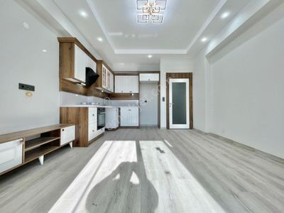 Berkay Demirel'den Zeytinlide Bahçe Kullanımlı Sıfır 2+1 Daire