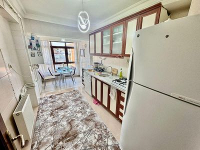 Atapark Mahallesi'nde Cadde Üzeri Manzaralı 3+1 Daire!