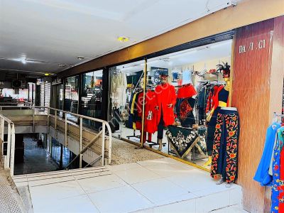 Antalya Işıklar Cd 7 Adet Ayrı Tapulu Satılık Dükkan