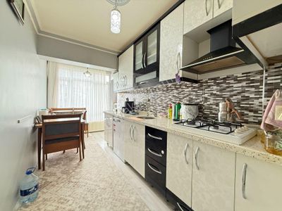 Pursaklar Mehmet Zengin Emlak'tan Merkez Mah. 1.kat 3+1 Ful Yapılı Daire