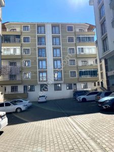 Uydukent Mimar Sinan Okulu Karşısı Acil Satılık Fırsat Daire