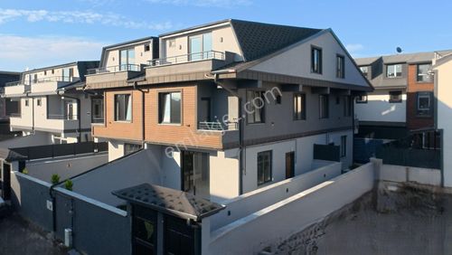 Kocaali’de Satılık 4+1 Modern Tasarımlı Villa