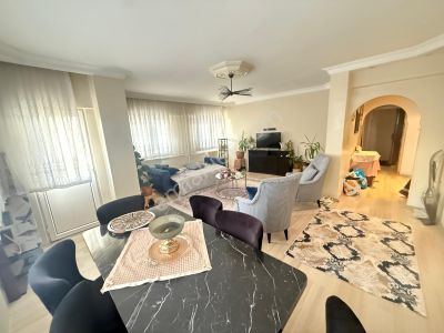 Barış'tan Özenemek Sitesnde 3+1'den 2+1 Çevrilmiş Ön Cephe Daire