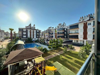 Gazinin Gözde Havuzlu Sitesinde 3+1 Katta Masrafsız Daire