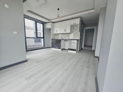 Yeniçiftlik Merkezde Anayol Üzerinde 1+1 Satılık Yazlık