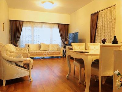 Atakent Bosphorus City Satılık 2+1 Daire 130m2 Göl Kulede