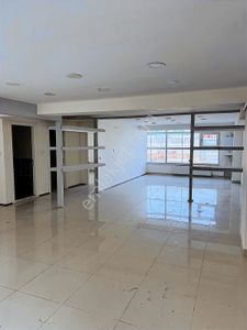 Yıldırım Caddesine Cephe 210 M2 Kiralık