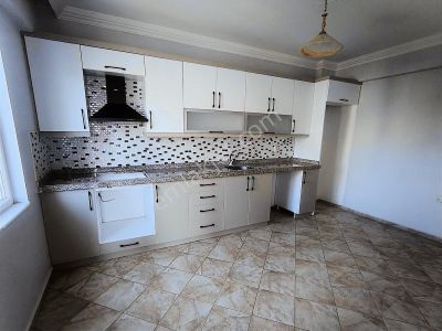 Lavınıa'dan Kapalı Mutfak 3+1 Satılık Daire