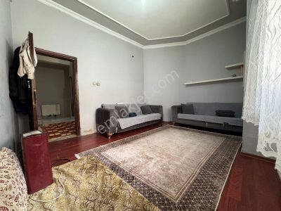 Mimar Emlak'tan Satılık 3+1 120m2 Tek Daire Üzeri Yüksek Giriş!