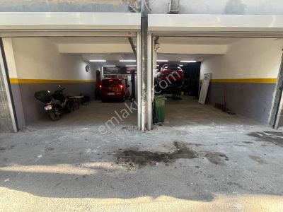 Karabağlarda Satılık ''çift'' Dükkan